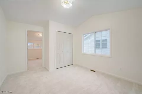 607 Longfellow Dr, Berea, OH 44017 photo 21