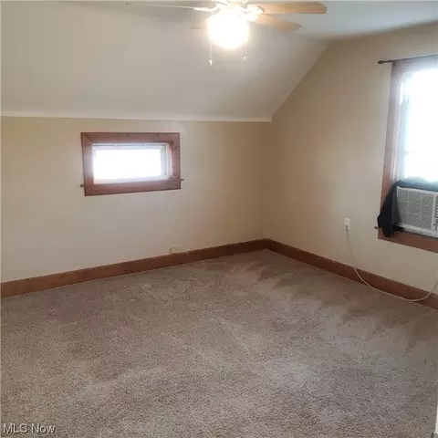 337 Winckles St, Elyria, OH 44035 photo 12