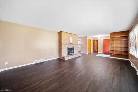 Living - 1321 Westminster Ave, Ashtabula, OH 44004 photo 1 of 3