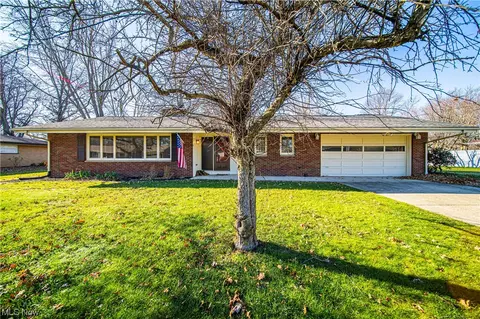 1321 Westminster Ave, Ashtabula, OH 44004