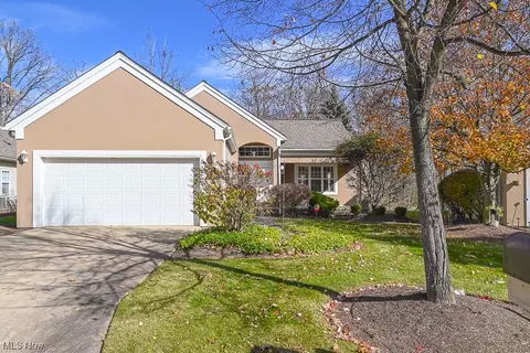 2508 Walton Blvd, Twinsburg, OH 44087