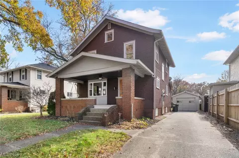 204 E 14th St, Dover, OH 44622