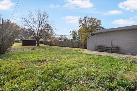 204 E 14th St, Dover, OH 44622 photo 21
