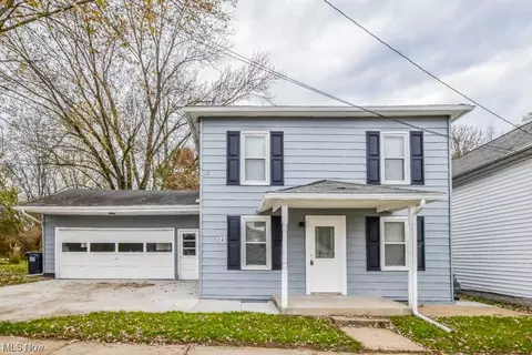 243 Maple St, Waynesburg, OH 44688