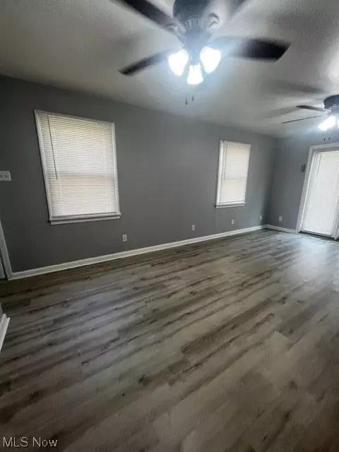 3945 Sylvia Ln, Youngstown, OH 44511 photo 9