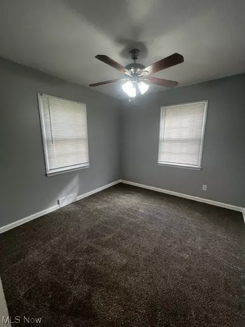 3945 Sylvia Ln, Youngstown, OH 44511 photo 13