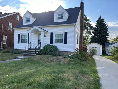 3102 Oakdale Ave, Lorain, OH 44055