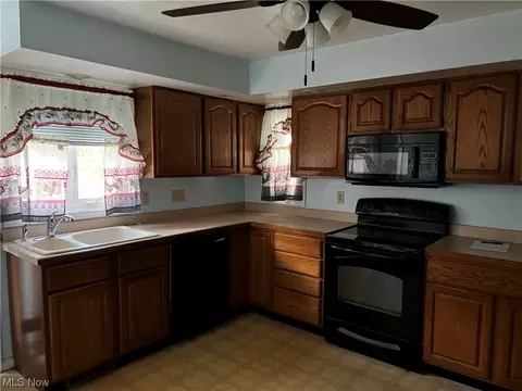 813 Howard Rd, Ashtabula, OH 44004 photo 11