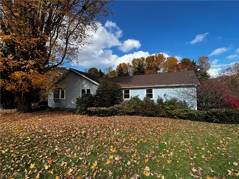 813 Howard Rd, Ashtabula, OH 44004 photo 4