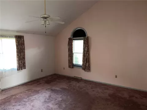 813 Howard Rd, Ashtabula, OH 44004 photo 17