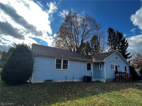 813 Howard Rd, Ashtabula, OH 44004 photo 6