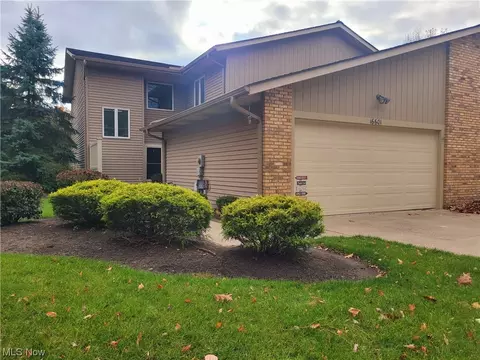 16601 Orchard Grove Dr #6800A, Middleburg Heights, OH 44130
