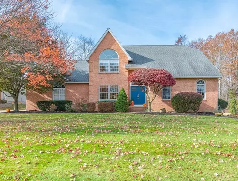 7662 Winterberry Dr, Boardman, OH 44512