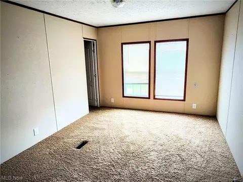 2925 Barth Rd, Belpre, OH 45714 photo 16