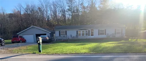 2424 Elizabeth Pike, Mineralwells, WV 26150