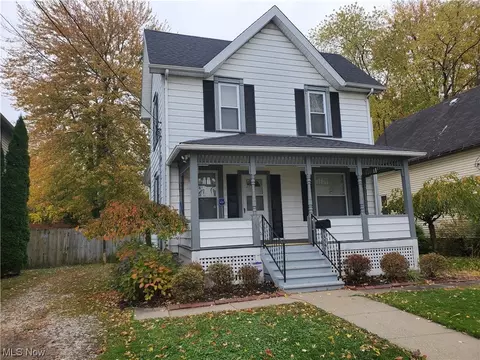 536 W 36th St, Ashtabula, OH 44004