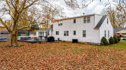 513 Skylark Ct, Elyria, OH 44035 photo 32