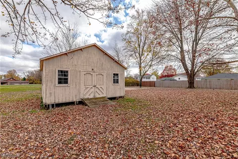 513 Skylark Ct, Elyria, OH 44035 photo 30