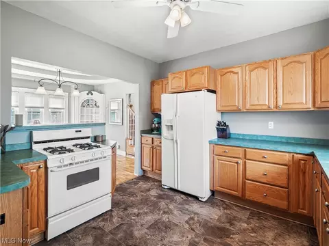 214 Park Ave, Elyria, OH 44035 photo 15