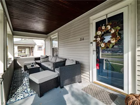 214 Park Ave, Elyria, OH 44035 photo 5