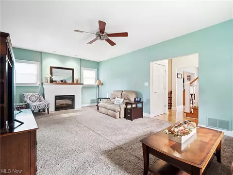 214 Park Ave, Elyria, OH 44035 photo 7