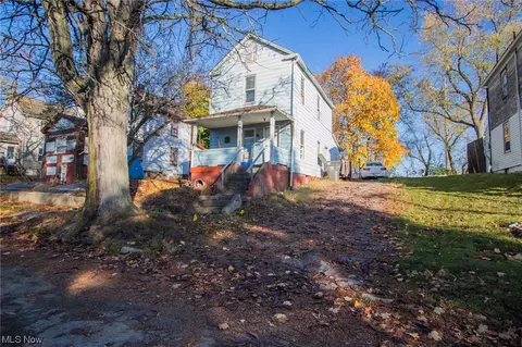 1530 Midland Ave, Youngstown, OH 44509