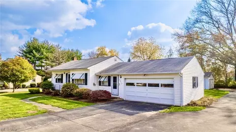 4076 Valacamp Ave, Warren, OH 44484