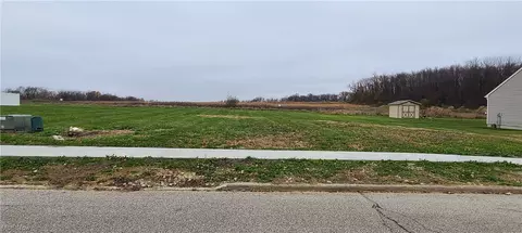 V/l Bishop Oval, Barberton, OH 44203