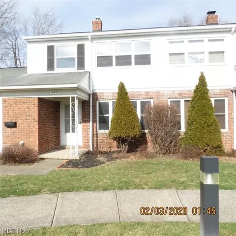 10226 Manorford Dr #7, Parma Heights, OH 44130