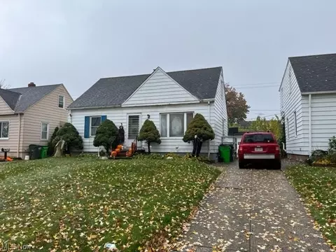 12210 Shady Oak Blvd, Garfield Heights, OH 44125