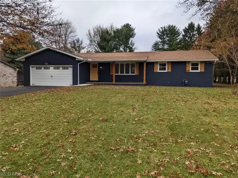 3807 Heckman St NW, Uniontown, OH 44685