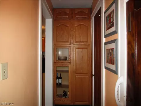 29329 Ridge Rd, Wickliffe, OH 44092 photo 11