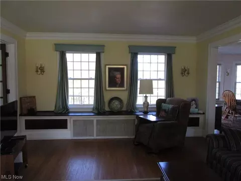29329 Ridge Rd, Wickliffe, OH 44092 photo 5