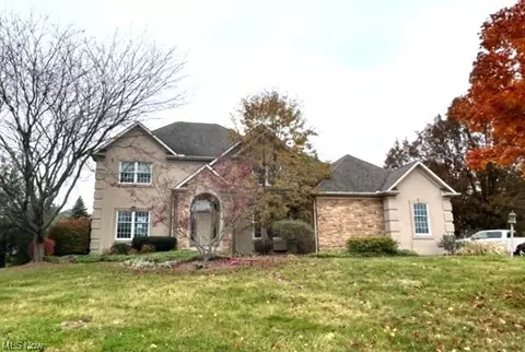 6402 Stoneywood Cir NW, Canton, OH 44718