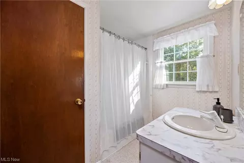 3105 James, Huron, OH 44839 photo 17