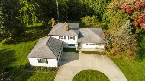 3105 James, Huron, OH 44839 photo 25