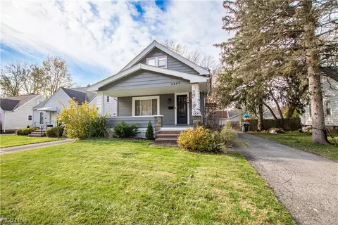 5460 Burns Rd, North Olmsted, OH 44070
