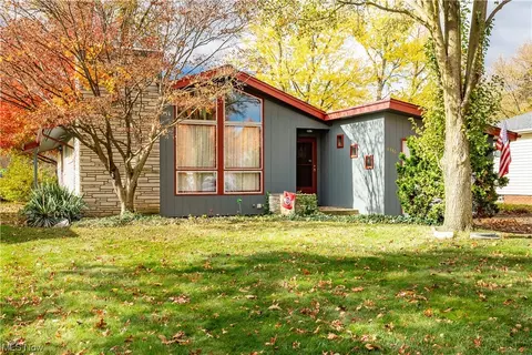4346 Coe Ave, North Olmsted, OH 44070