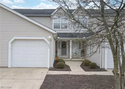 693 Crownwood Ct, Streetsboro, OH 44241