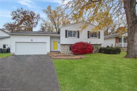 4620 Rush Cir, Boardman, OH 44512 photo 2