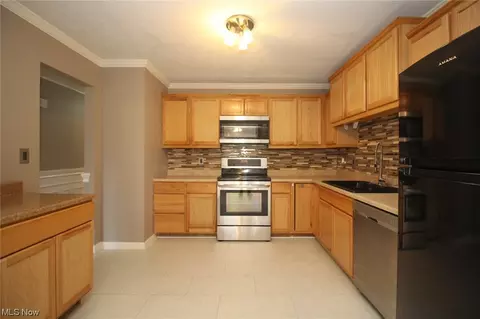 4620 Rush Cir, Boardman, OH 44512 photo 10