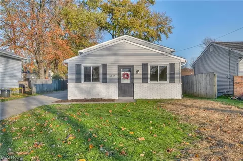 5847 Lear Nagle Rd, North Ridgeville, OH 44039