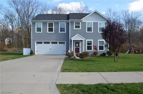 3234 Jaber Dr, Akron, OH 44312