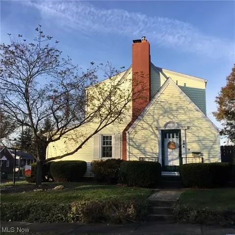 204 Willow Ave NE, Massillon, OH 44646