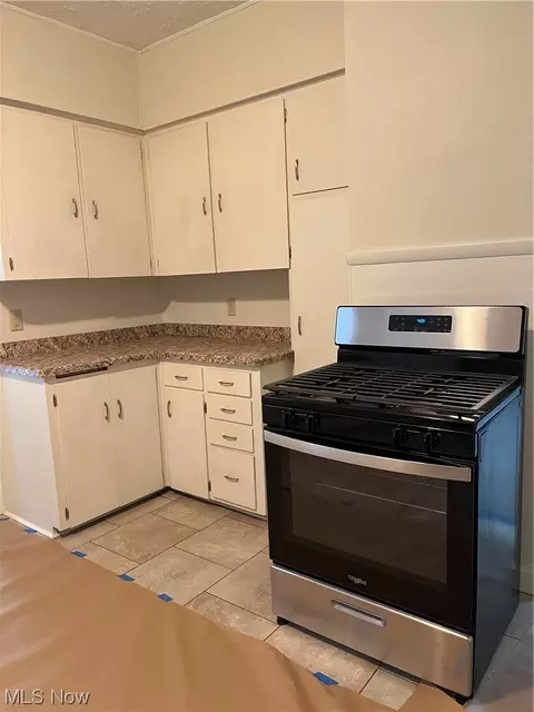 117 Elm St, Struthers, OH 44471 photo 6