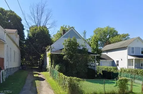 9800 Kennedy Ave, Cleveland, OH 44104