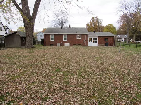 1144 E 16th St, Ashtabula, OH 44004 photo 32