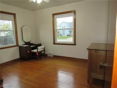 1144 E 16th St, Ashtabula, OH 44004 photo 7