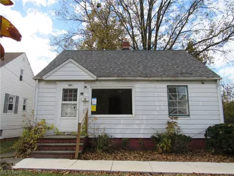 1450 E 195th St, Euclid, OH 44117