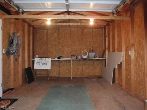 246 Franklin Ave, Elyria, OH 44035 photo 13